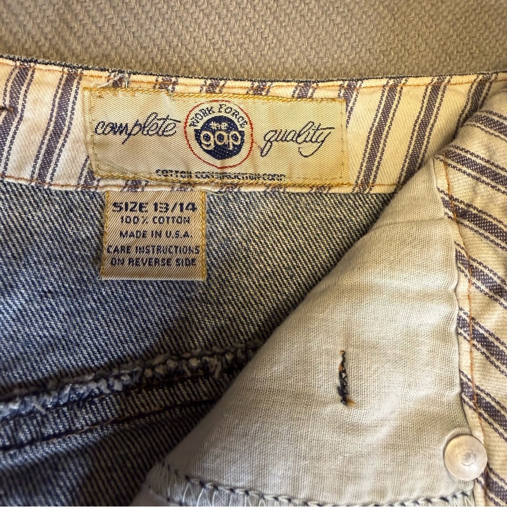 GAP Denim Skirt VINTAGE 80/90s 100% Cotton, USA made Button Back Detail Women's - Picture 9 of 16